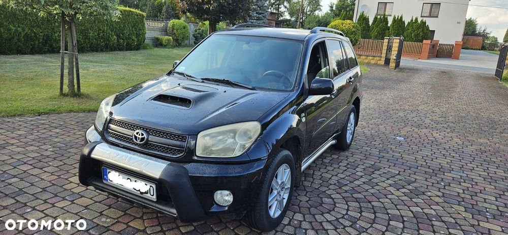 Toyota RAV4 - 1