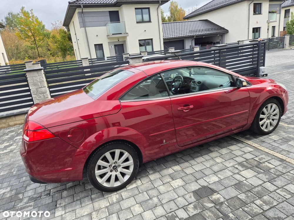 Ford Focus Coupe-Cabriolet 2.0 TDCi DPF Black Magic - 36