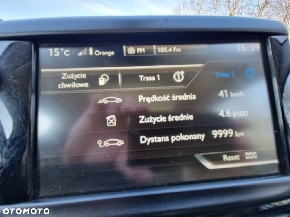 Peugeot 2008 - 12