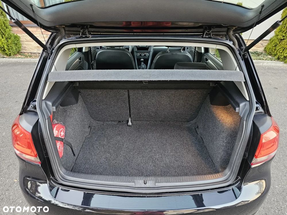 Volkswagen Golf - 19