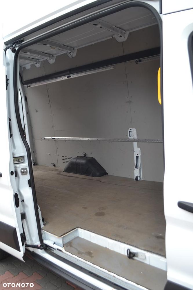 Ford Transit L4H3 - 13