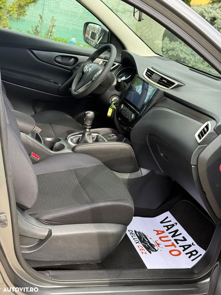 Nissan Qashqai 1.5 DCI N-Connecta - 11