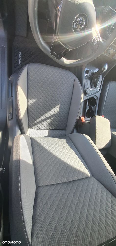 Volkswagen Tiguan - 21