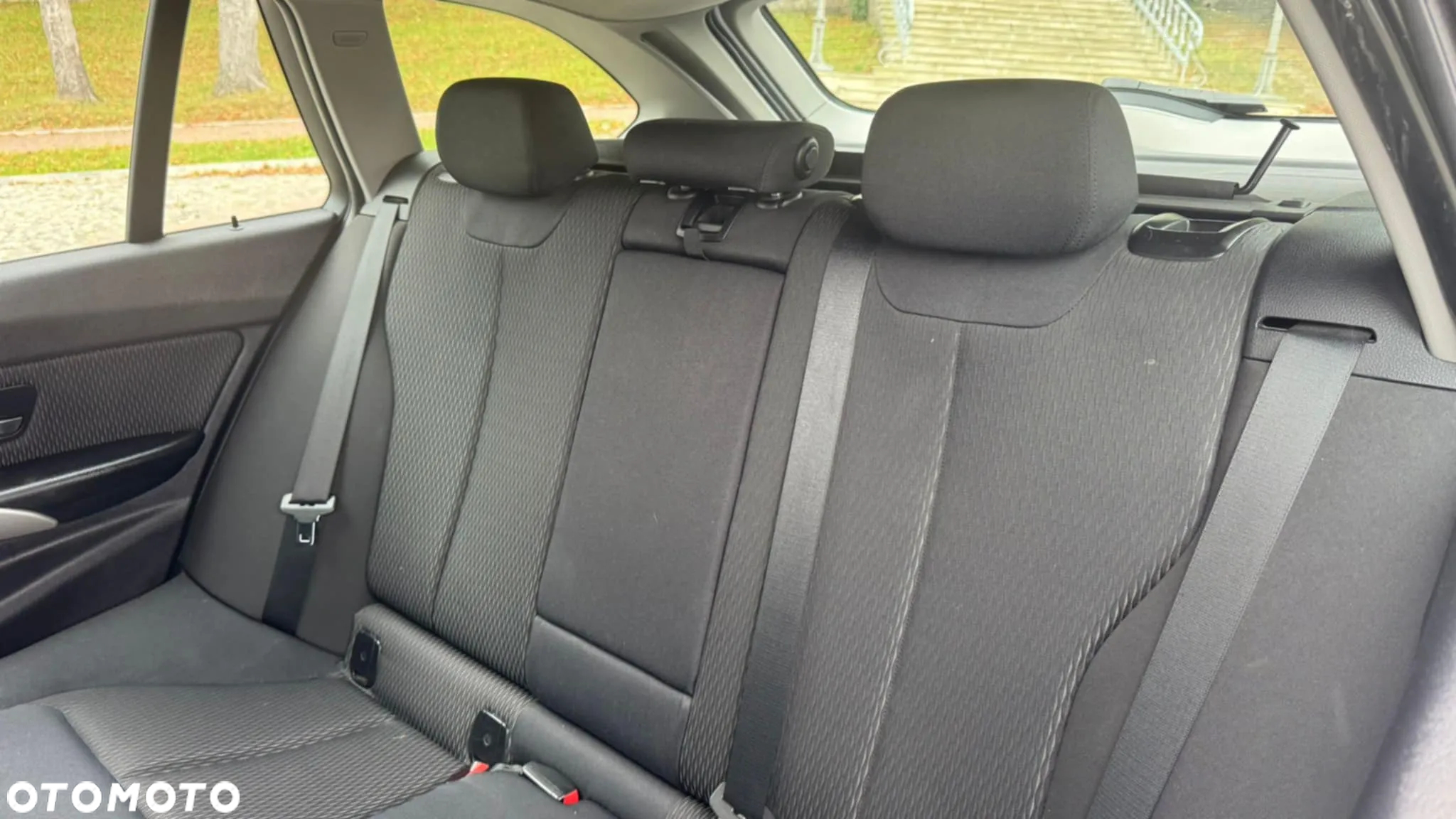BMW Seria 3 316d - 29