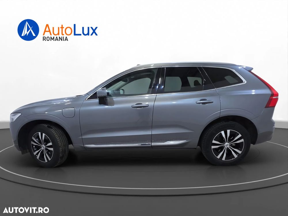 Volvo XC 60 T6 AWD Recharge Geartronic Inscription - 3