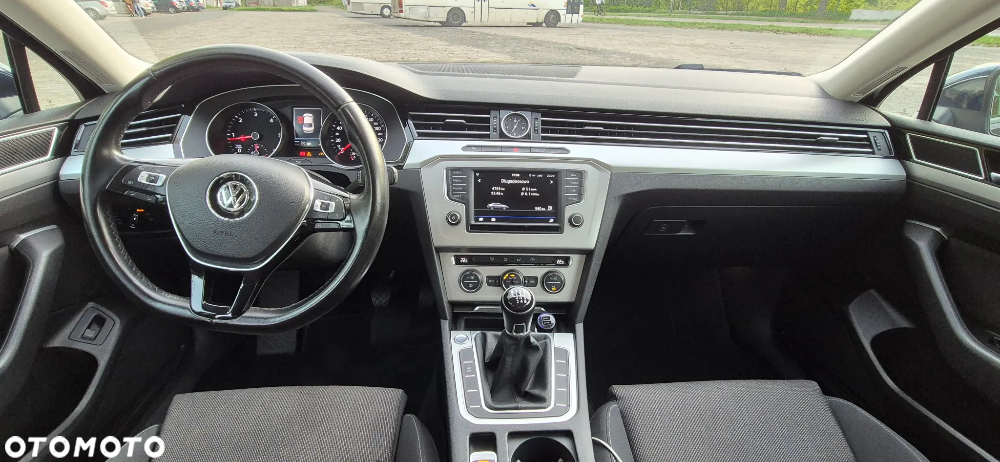 Volkswagen Passat 2.0 TDI BMT Comfortline - 14