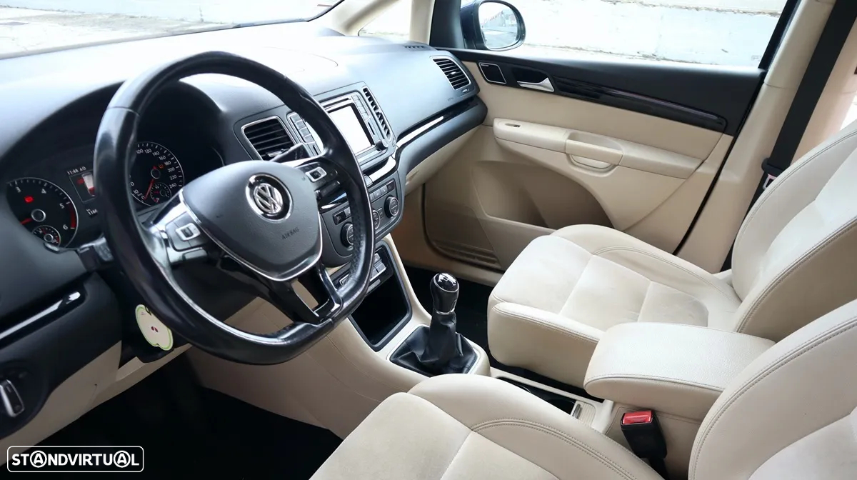 VW Sharan 2.0 TDI Blue Highline - 15