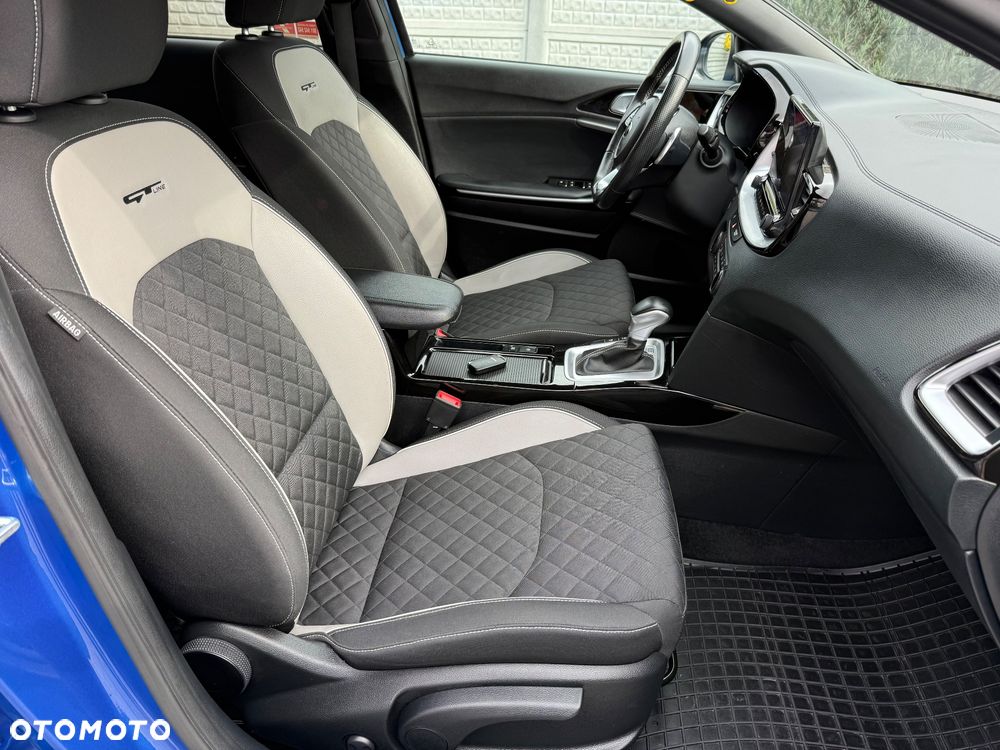 Kia ProCeed - 25