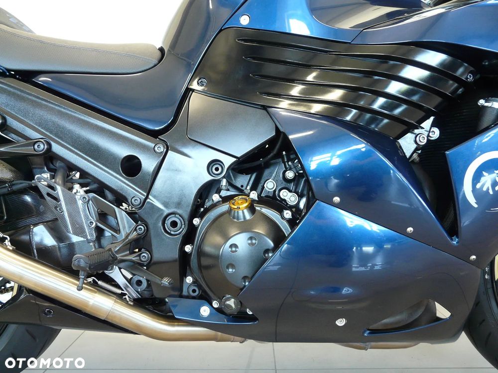 Kawasaki ZZR - 23