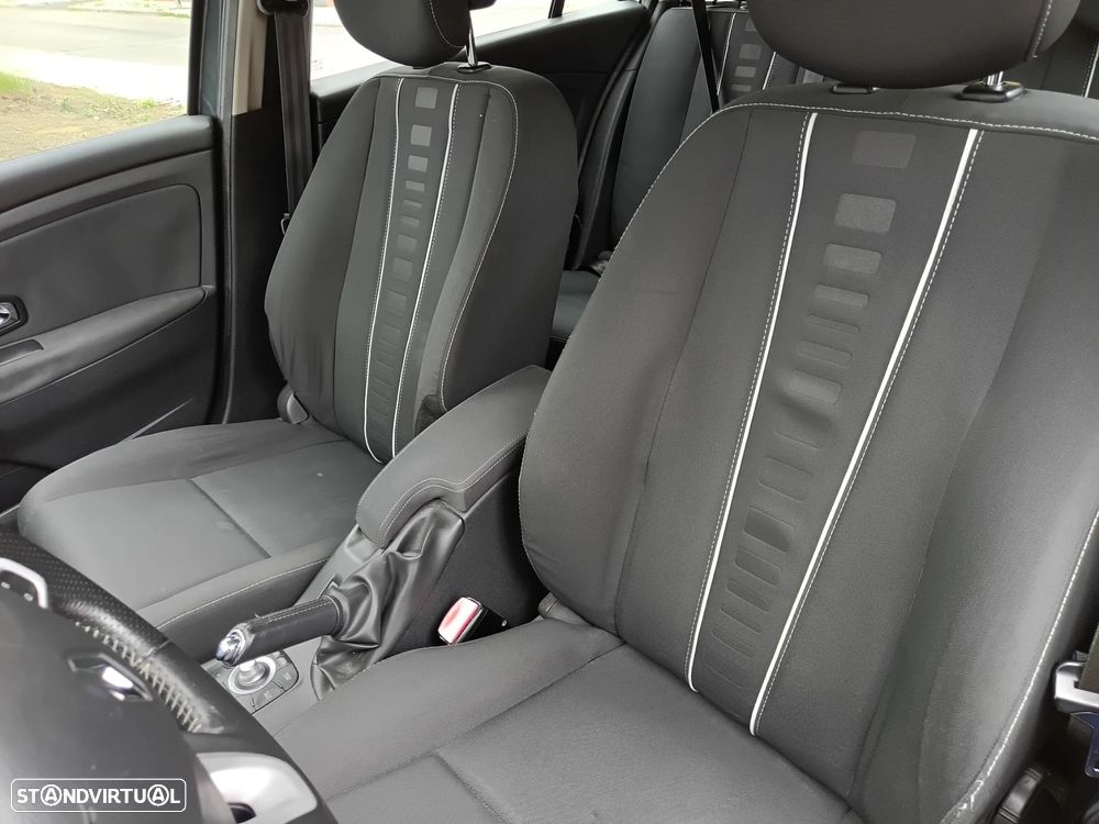 Renault Mégane Sport Tourer 1.5 dCi Dynamique S - 8