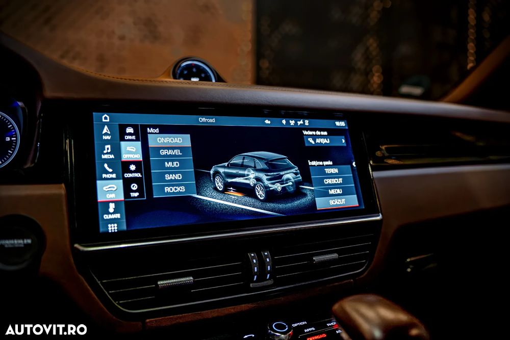 Porsche Cayenne Tiptronic S Platinum Edition - 30