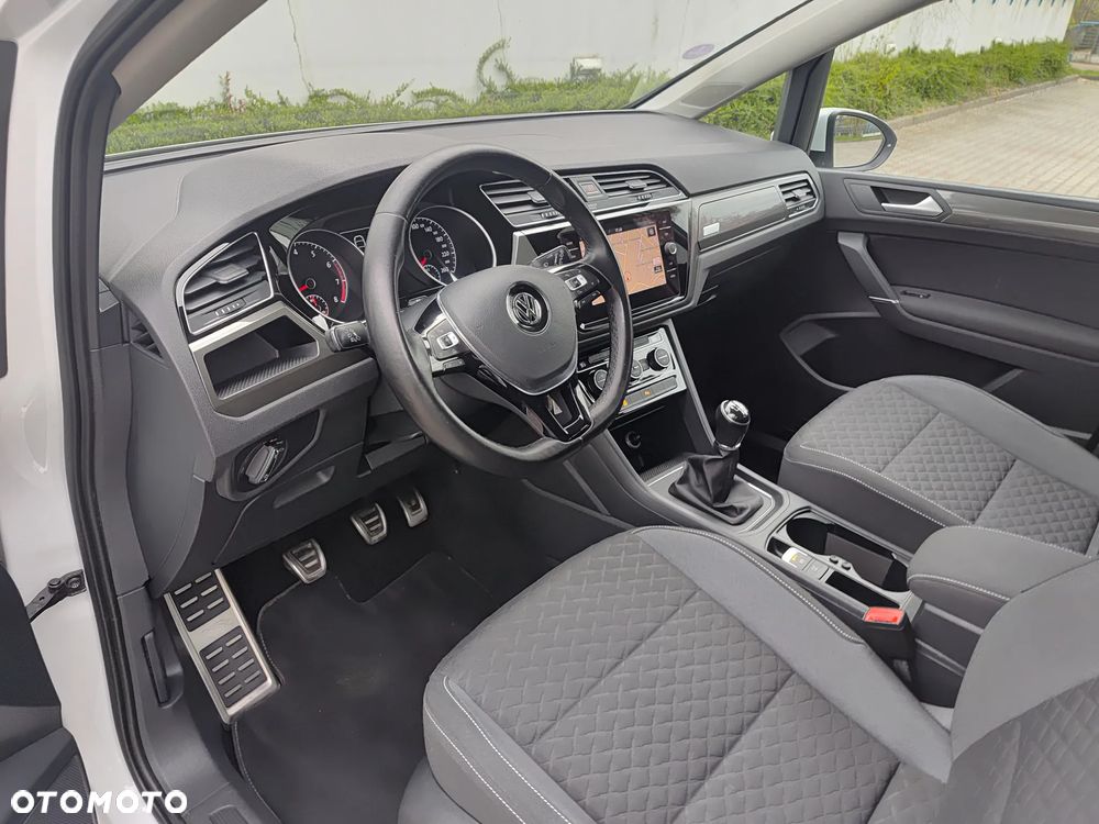 Volkswagen Touran 1.4 TSI BMT Comfortline - 7