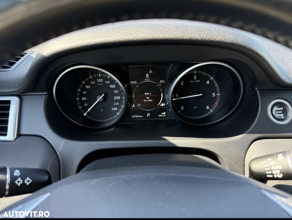 Land Rover Discovery Sport - 38