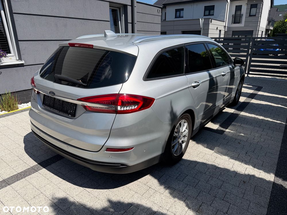 Ford Mondeo - 4
