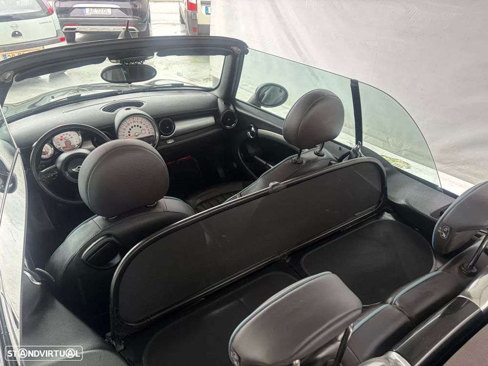 MINI 3 Portas Cooper D - 5