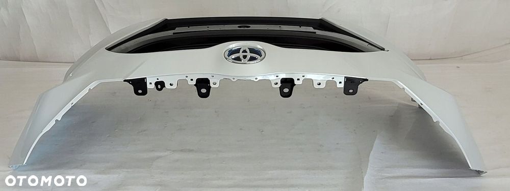 ZDERZAK PRZÓD ZNACZEK KRATKA TOYOTA YARIS IV 2019- 52119-K0050 52119-K0050 - 11