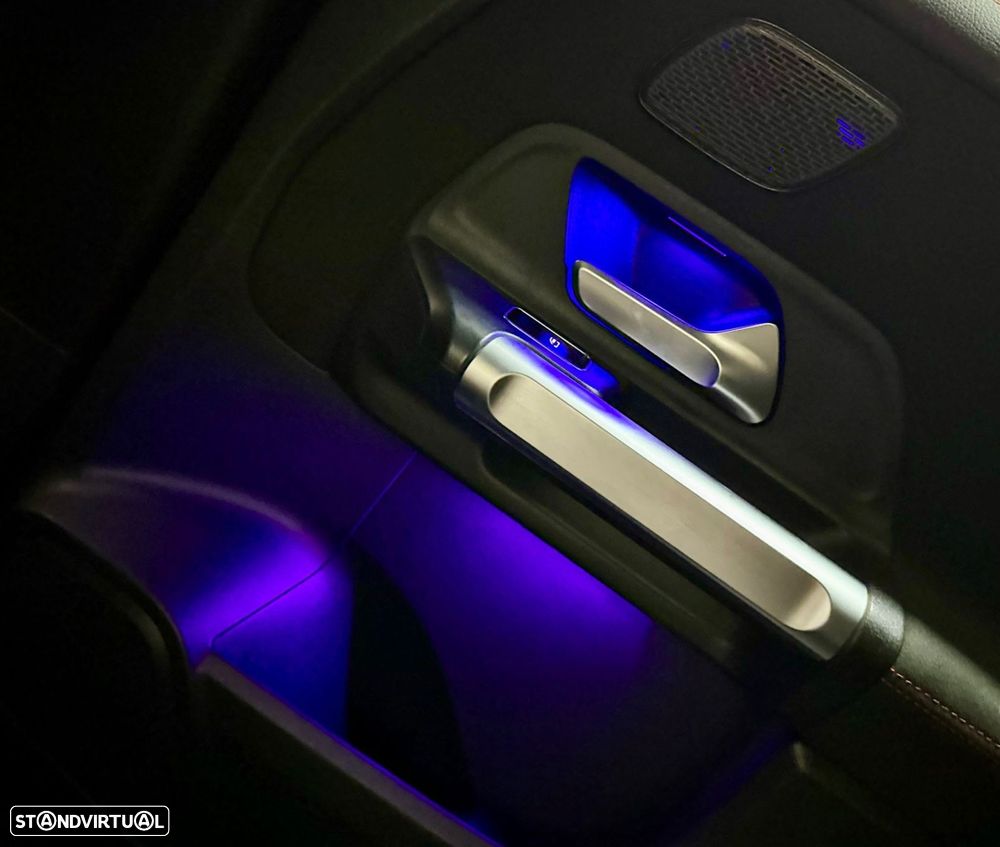 Mercedes-Benz GLB 180 d AMG Line - 34