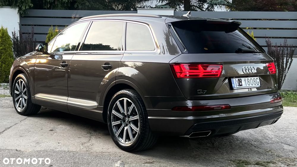 Audi Q7 45 TDI mHEV Quattro S Line Tiptr - 32