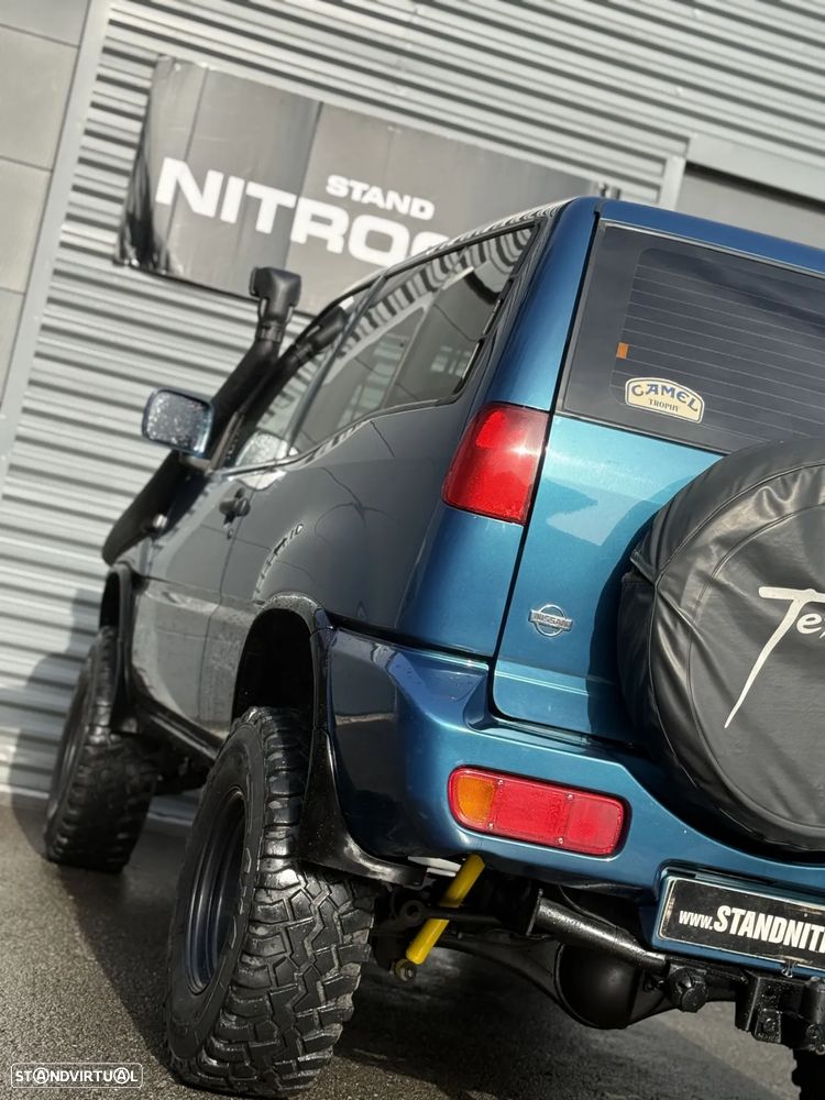 Nissan Terrano II 2.7 LX - 19