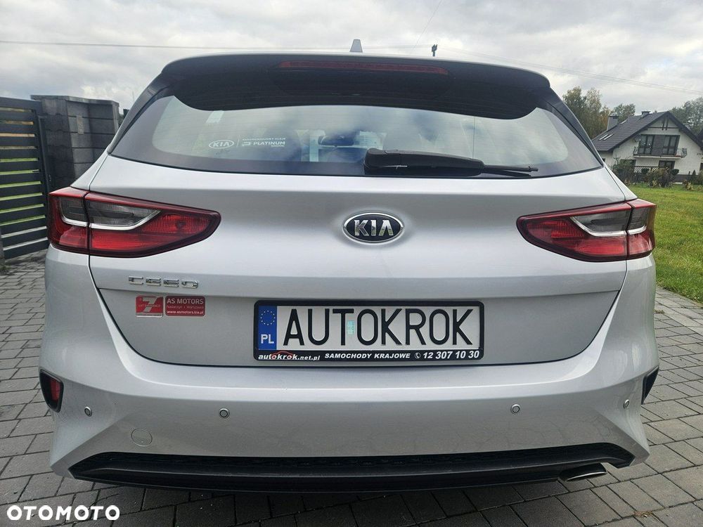Kia Ceed - 5