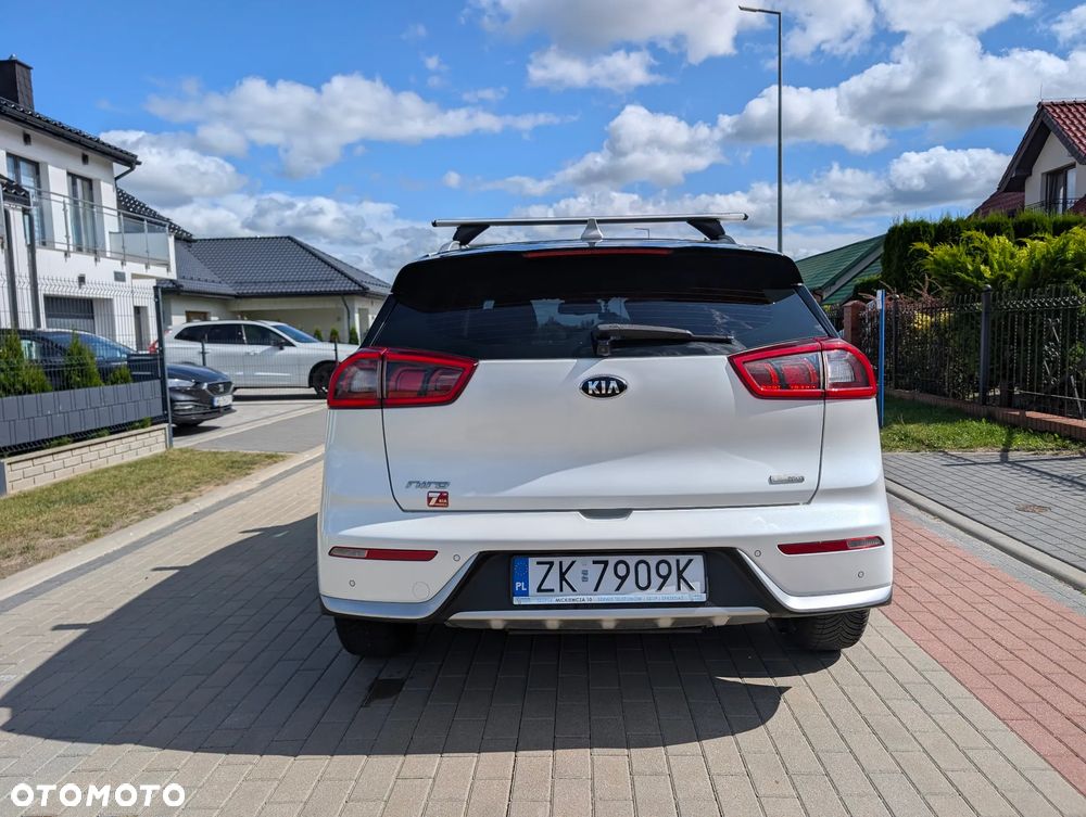 Kia Niro 1.6 GDI Hybrid L - 8