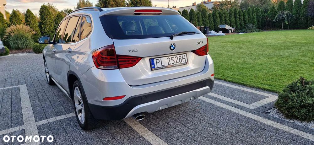 BMW X1 xDrive18d xLine - 9