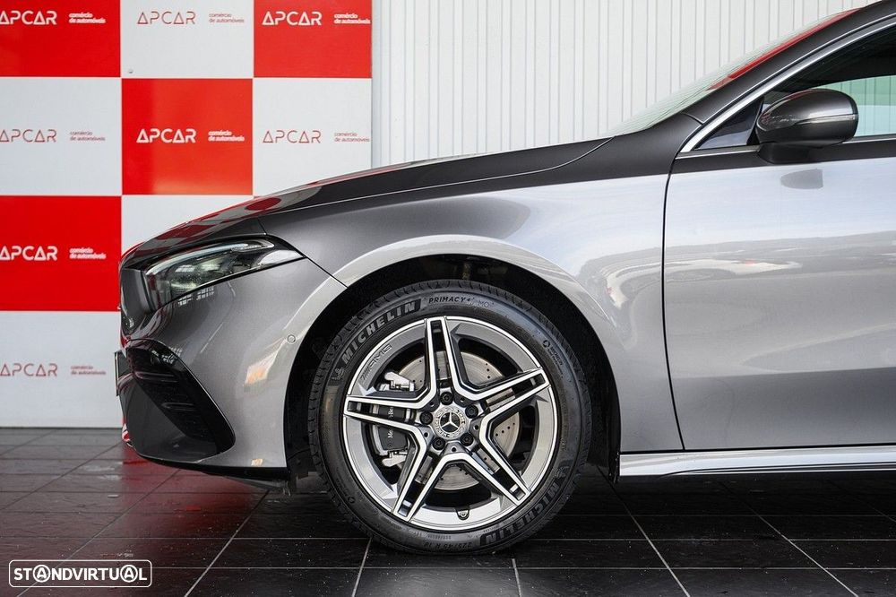 Mercedes-Benz A 250 e AMG Line - 10