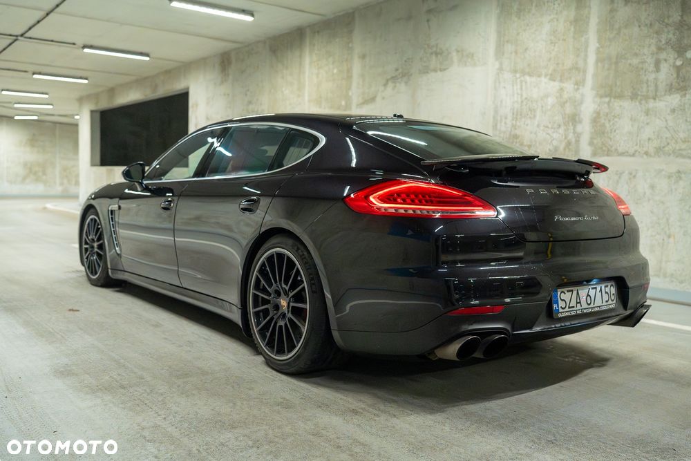 Porsche Panamera Turbo Executive - 7