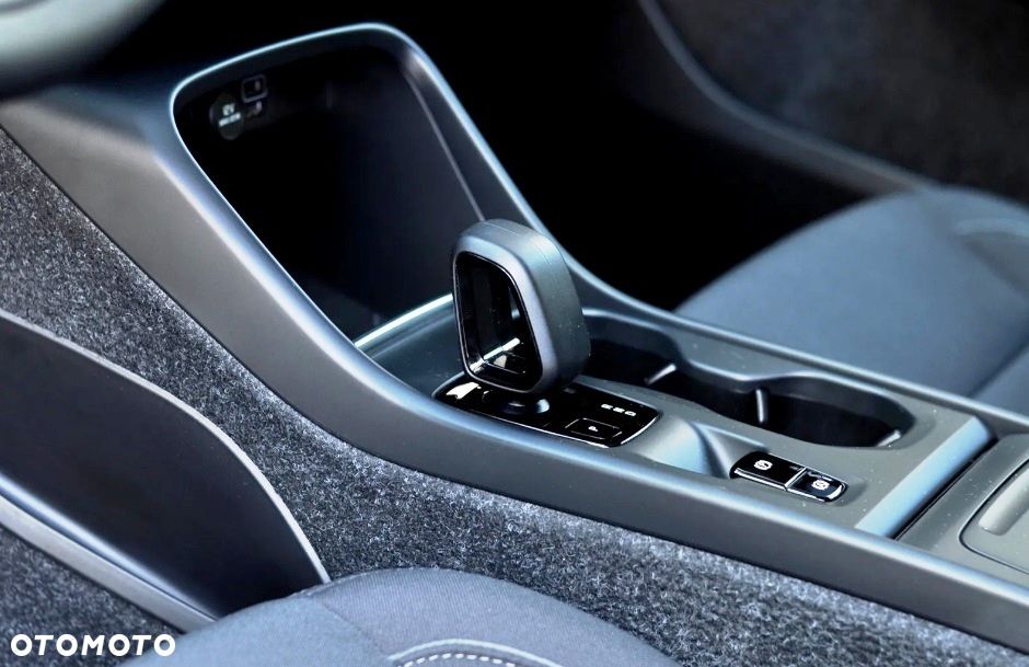 Volvo XC 40 - 6