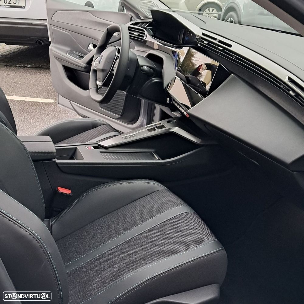 Peugeot e-308 SW 54 kWh Allure - 14