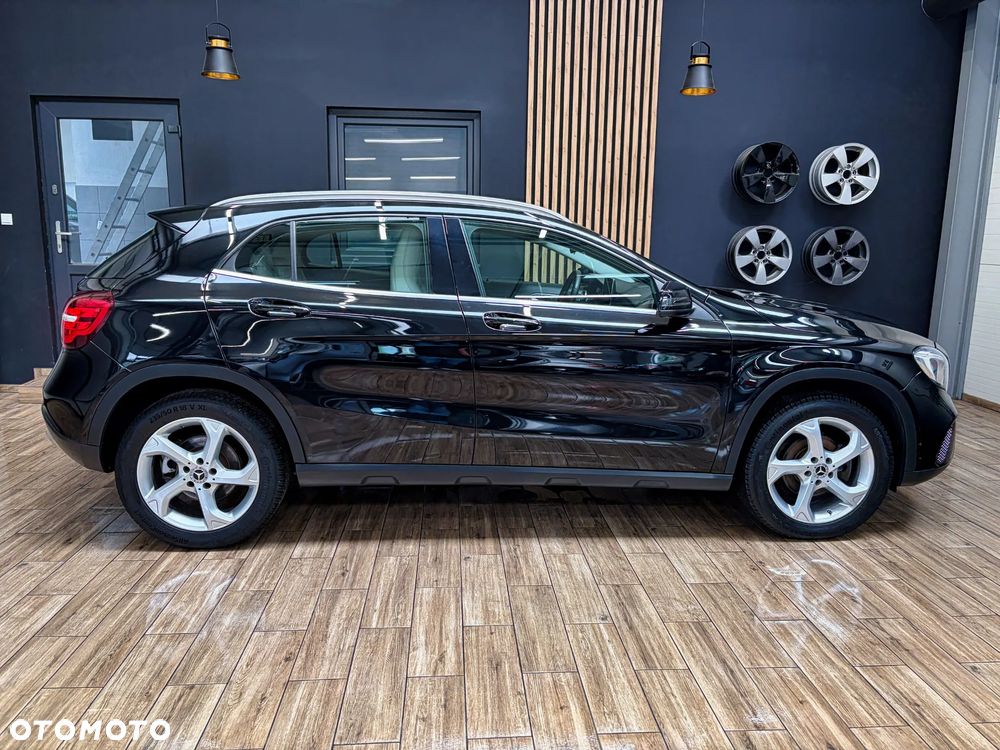 Mercedes-Benz GLA 200 7G-DCT Style - 6