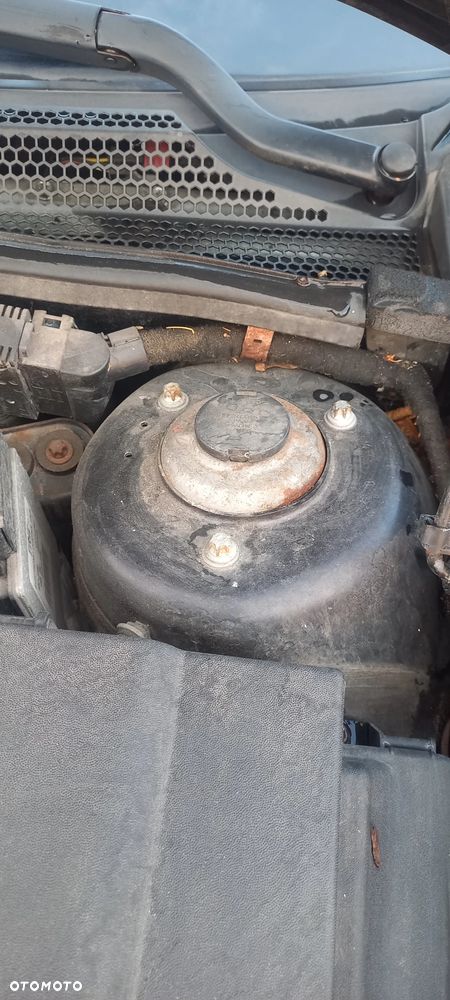 Opel Vectra 1.6 Essentia - 25