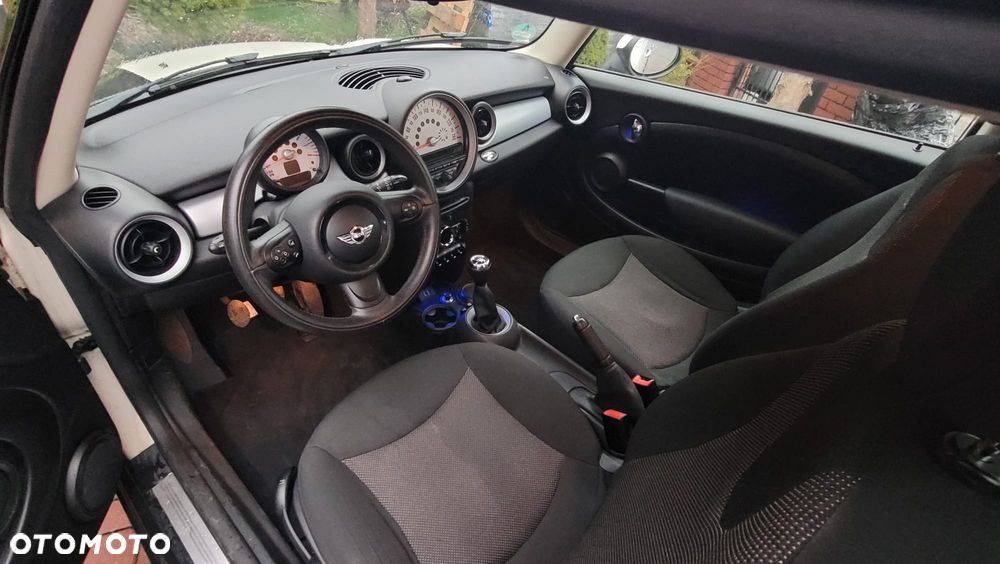 MINI Cooper - 10