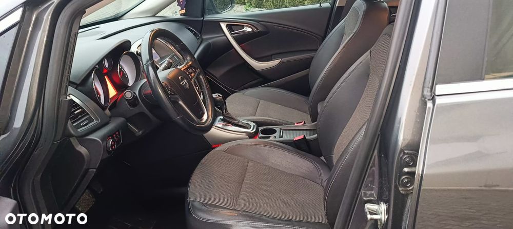 Opel Astra 1.4 Turbo Automatik Cosmo - 18