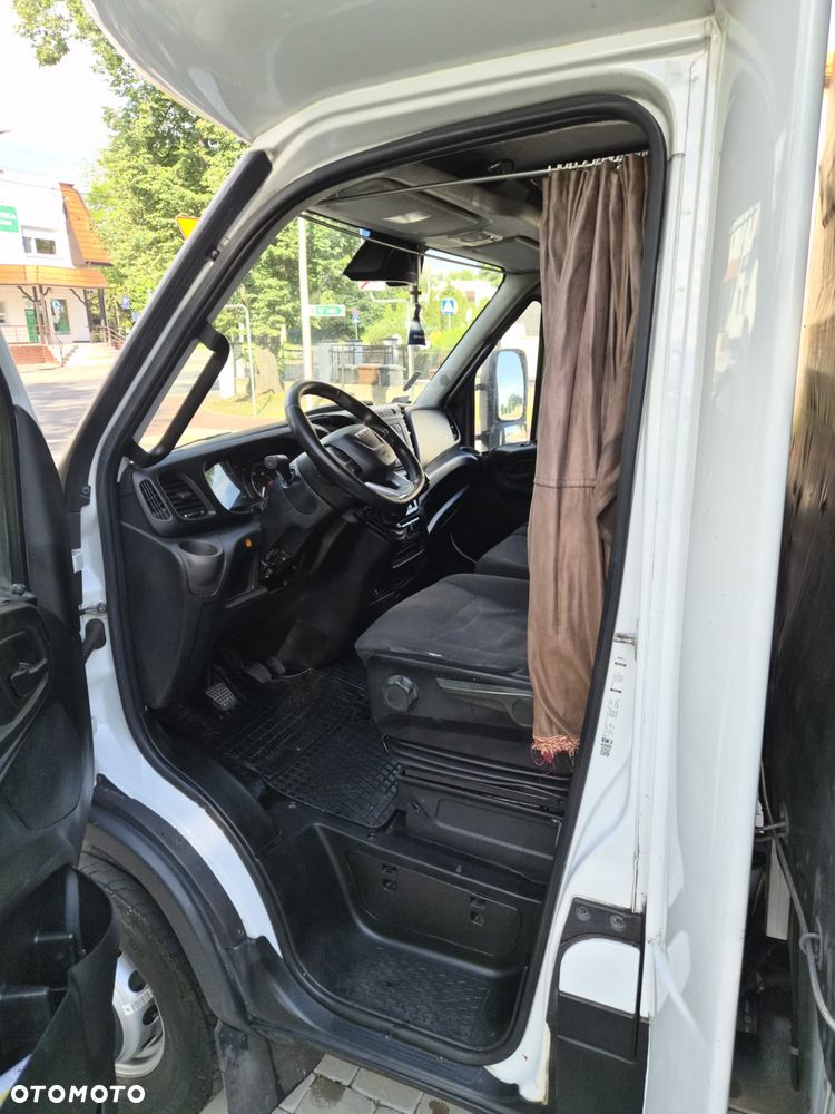 Iveco 70C18 - 10