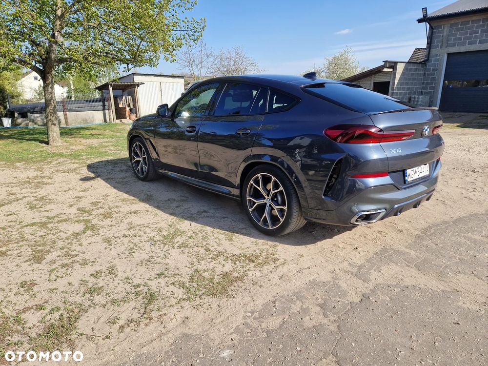 BMW X6 xDrive40d mHEV - 8