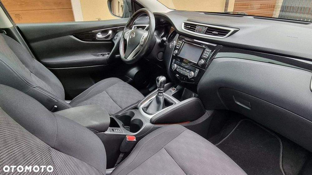 Nissan Qashqai - 12