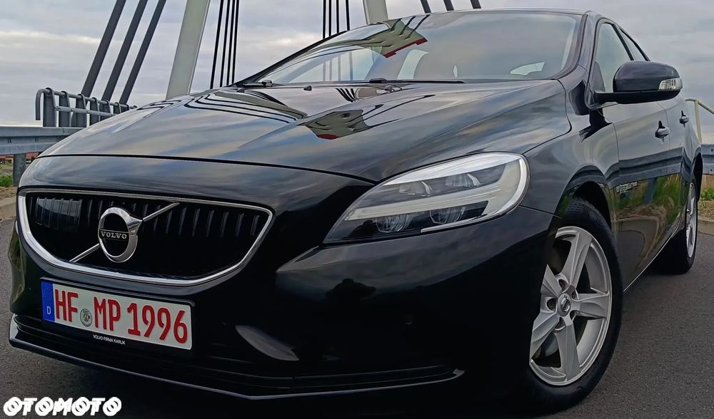 Volvo V40 D2 Geartronic RDesign - 9
