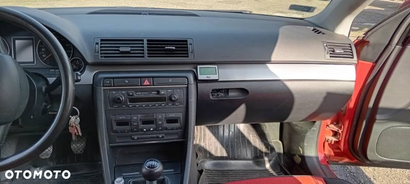 Audi A4 Avant 2.0 TDI - 7