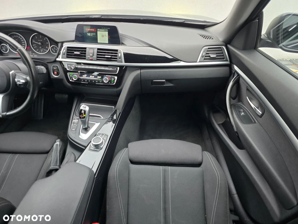 BMW Seria 3 320d xDrive Sport Line - 14