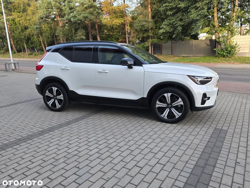 Volvo XC 40 82kWh P8 Recharge AWD Pro - 9