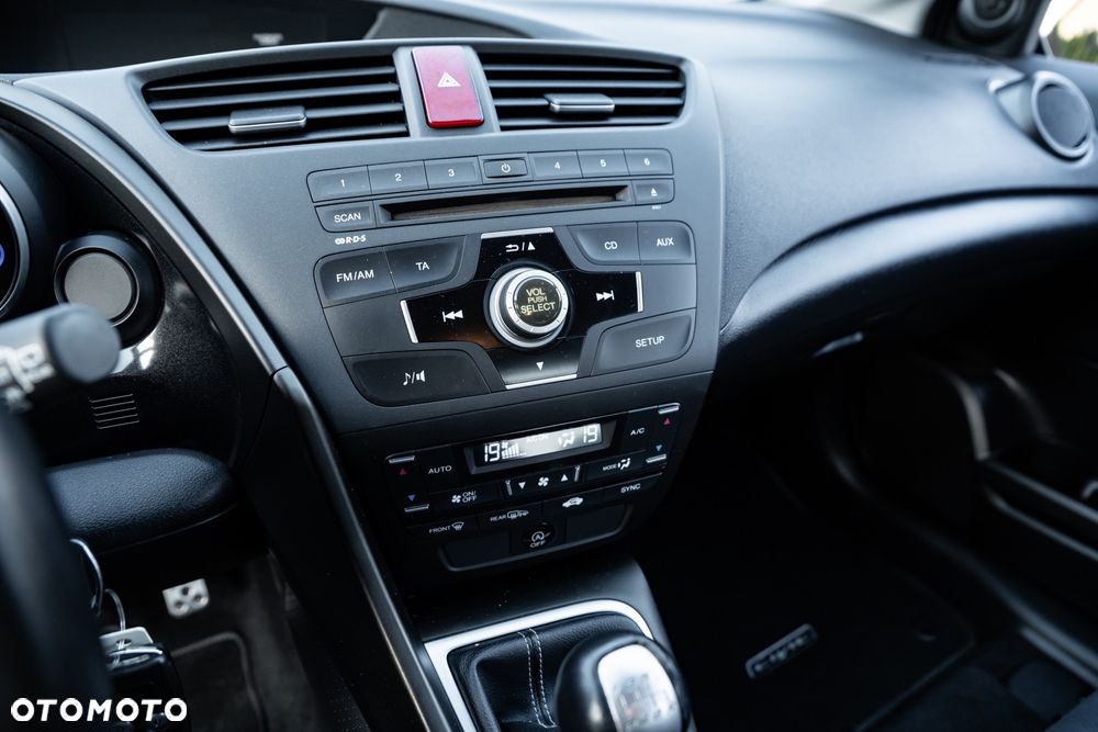 Honda Civic 1.8 Sport - 30