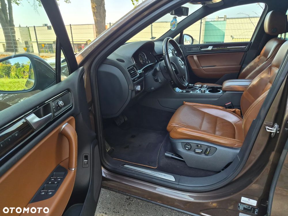 Volkswagen Touareg - 13