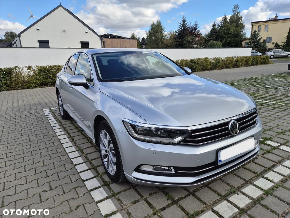 Volkswagen Passat 2.0 TDI SCR Comfortline DSG - 3