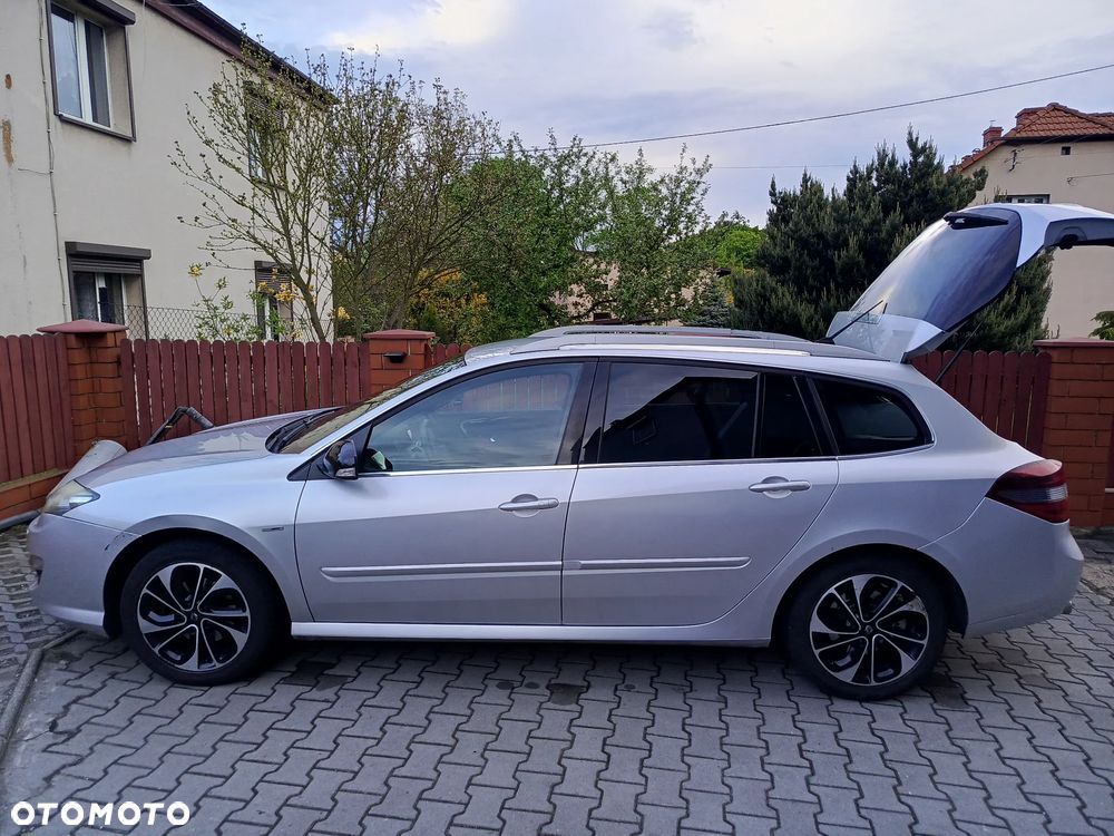 Renault Laguna - 1