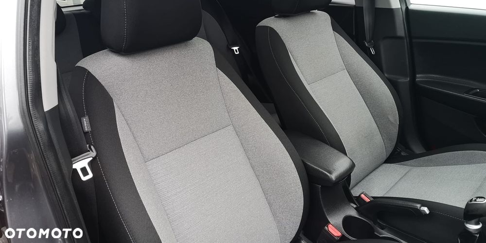 Hyundai i20 blue 1.2 Advantage+ - 29