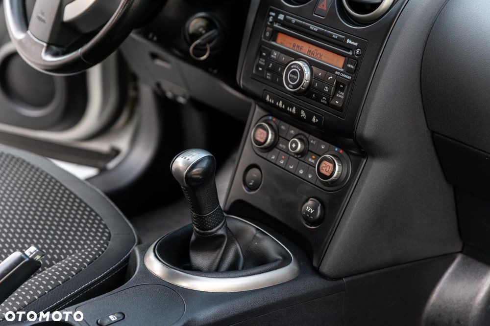 Nissan Qashqai 1.6 Tekna - 27