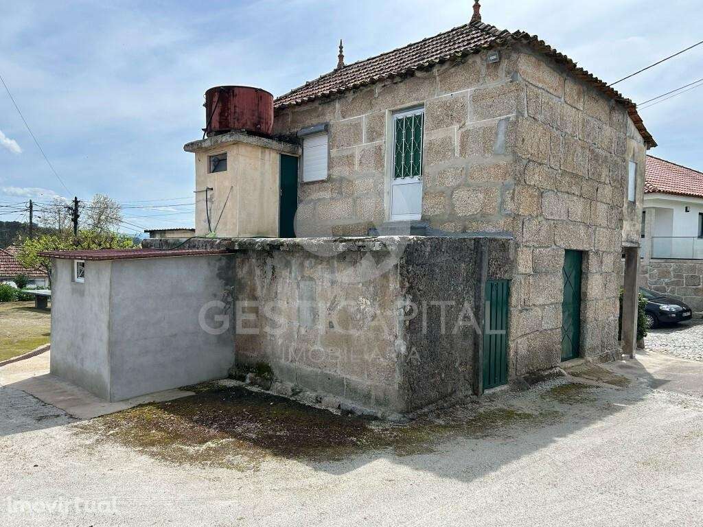 Moradia T3 com amplo terreno em Travanca, Amarante - Grande imagem: 4/33