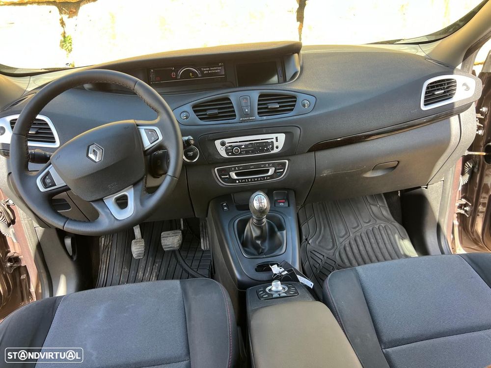 Renault Grand Scénic 1.5 dCi Dynamique S 7L - 15