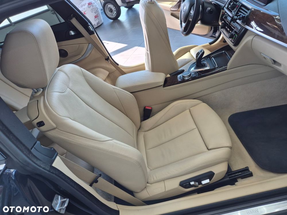 BMW Seria 4 435i xDrive Sport-Aut Sport Line - 32